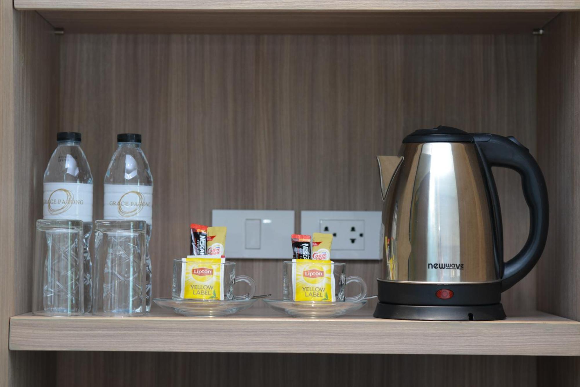Grace Patong Hotel Кату Екстериор снимка
