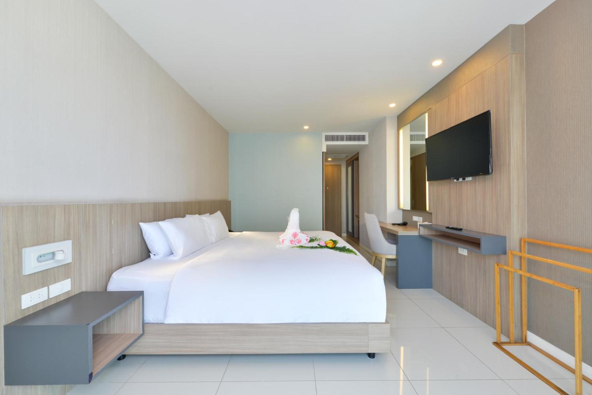 Grace Patong Hotel Кату Екстериор снимка